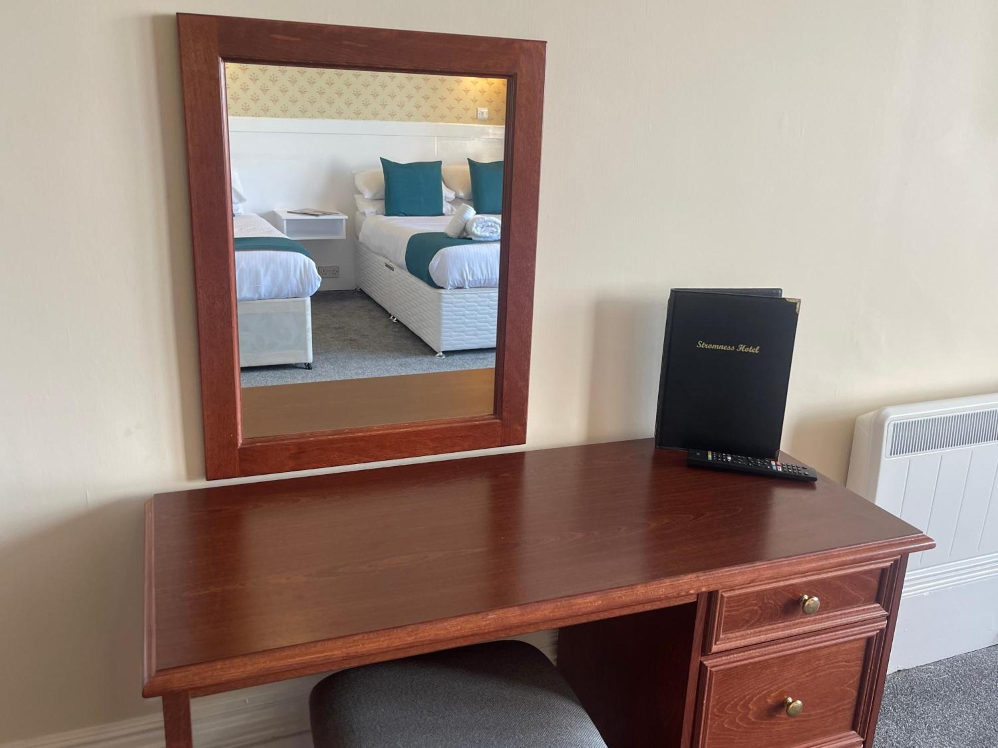 The Stromness Hotel מראה חיצוני תמונה
